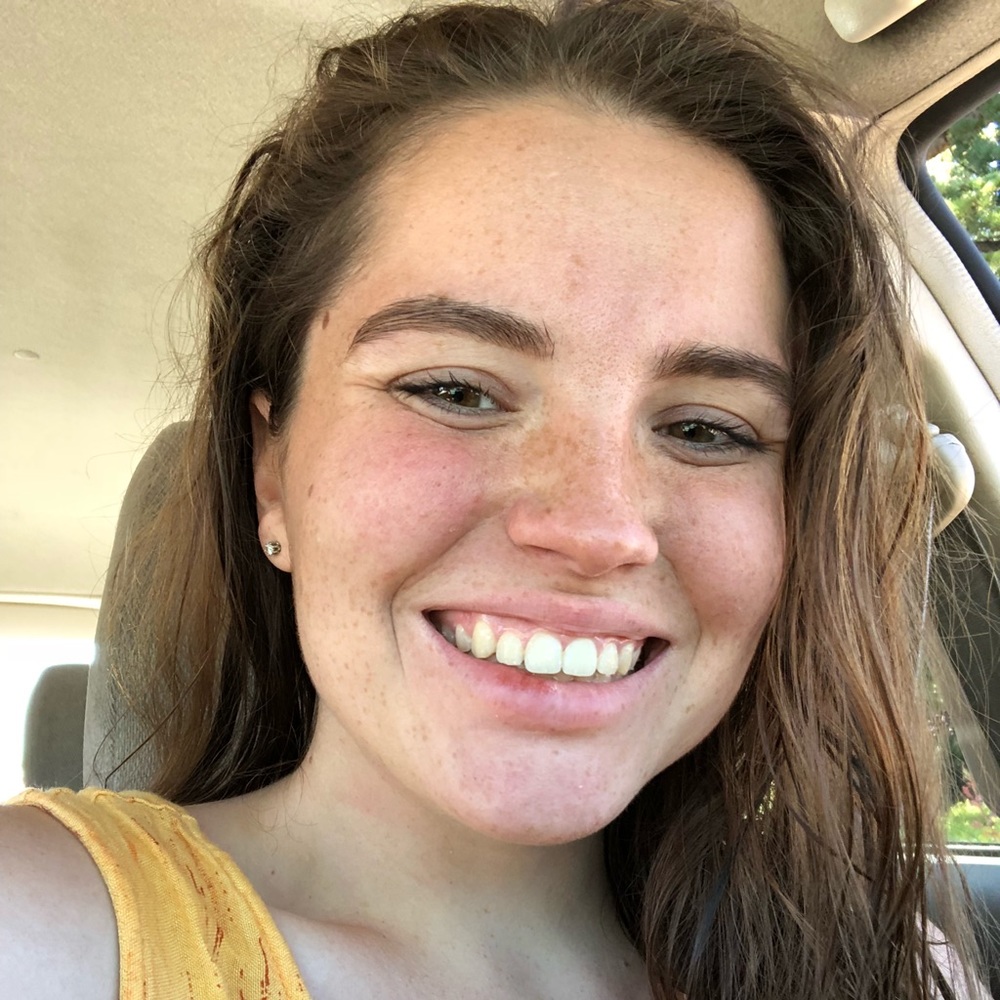 Meet your Posher, Alissa